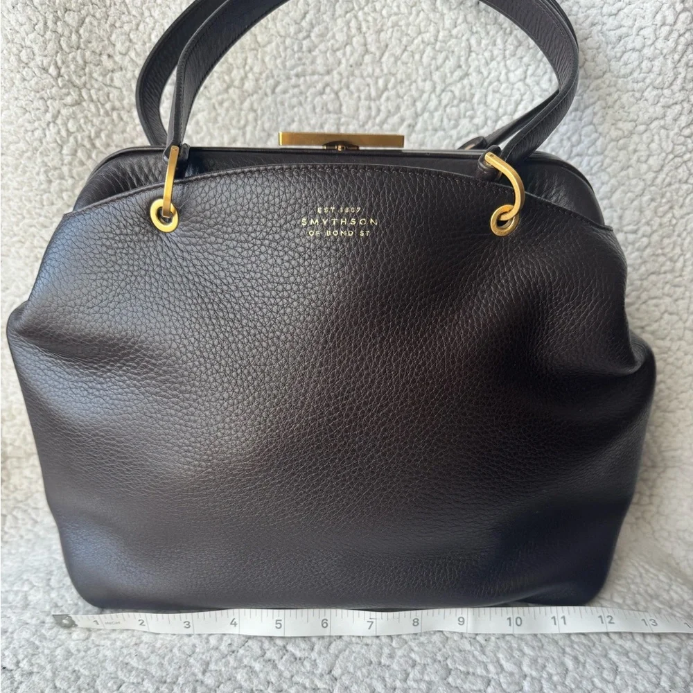 Smythson of Bond Street Agatha Kiss Lock Shoulder Bag in Dark Chocolate - Picture 14 of 17